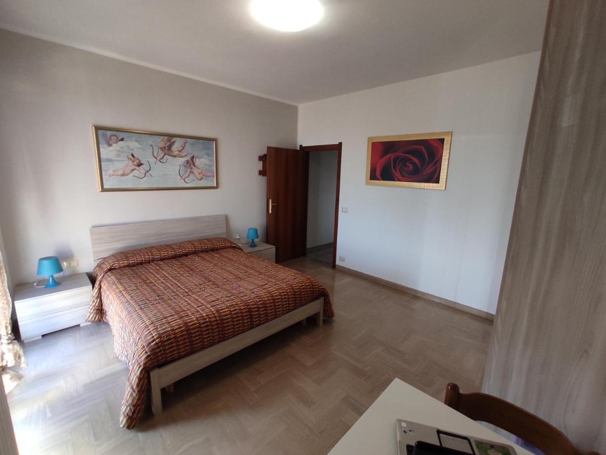 B&B Sunbeach Сан-Бенедетто-дель-Тронто Екстер'єр фото